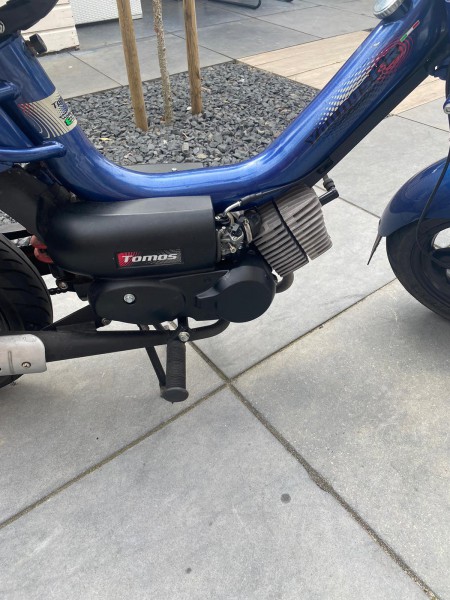 Foto-zijkant.jpeg (302.55 KiB) 1629 keer bekeken Foto-zijkant.jpeg